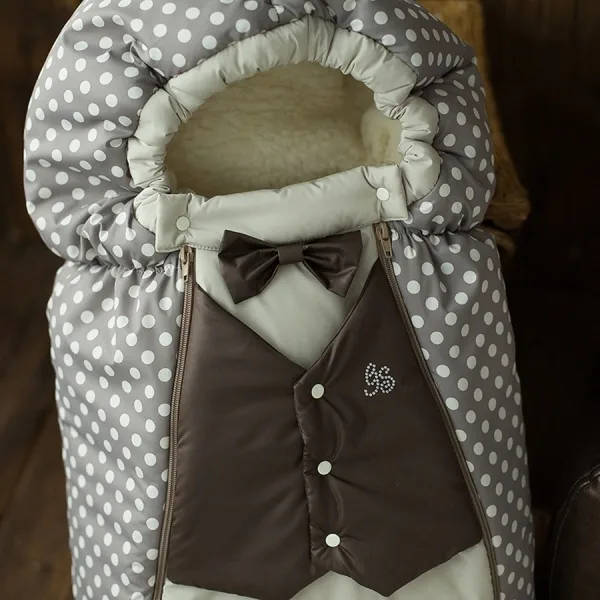 Зимний комплект на выписку GulSara Горох 7 предметов
