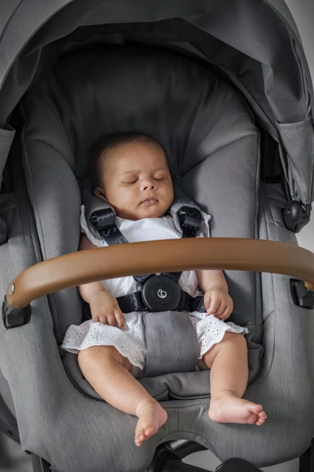 Детская прогулочная коляска Stokke Xplory X — фото 16
