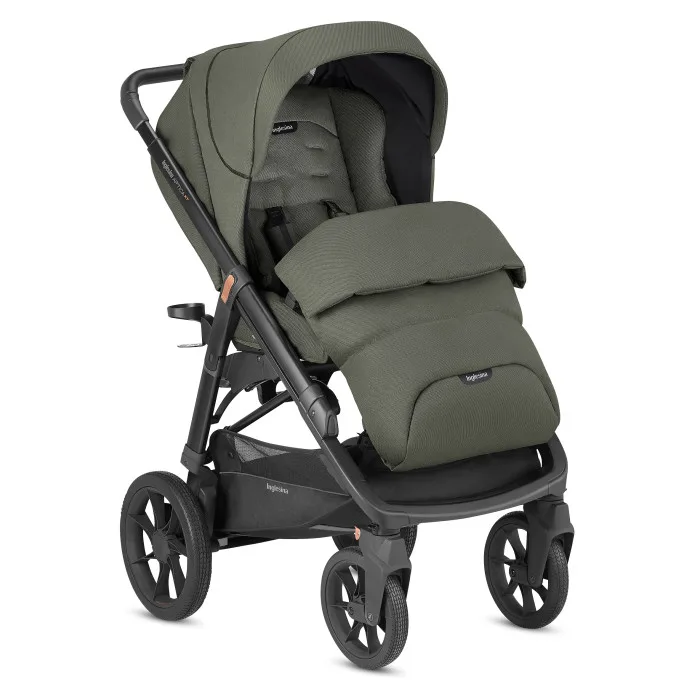 Детская прогулочная коляска Inglesina Aptica XT 2022, Sequoia Green — главный ракурс