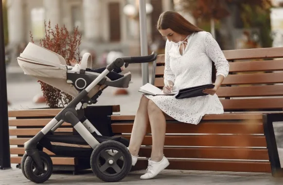 Купить коляску Adamex 3 в 1 в Калуге: как одна система закрывает прогулки и поездки на несколько лет