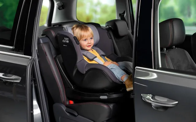 Детское автокресло Romer & Britax Dualfix iSense с базой Flex Base iSense — фото 6