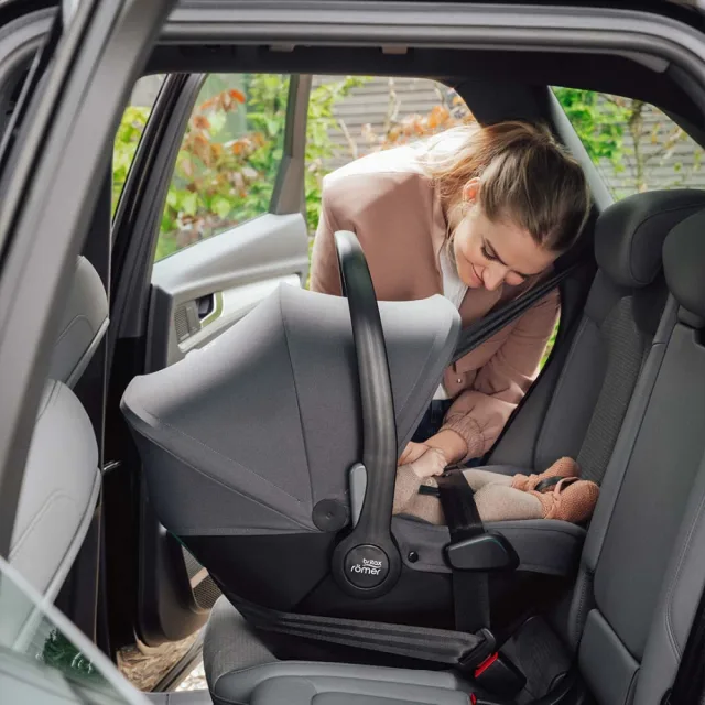 Детское автокресло Britax Roemer Baby-Safe Core — фото 4