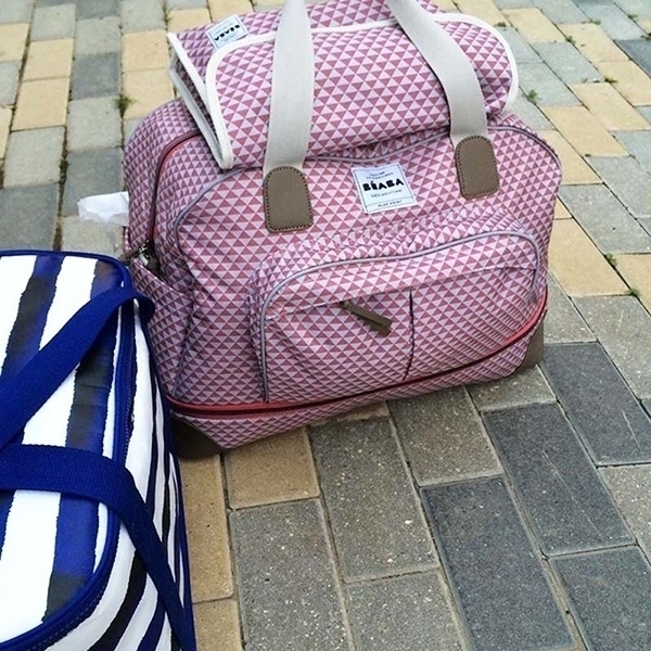Стильная вместительная сумка для мамы Beaba Changing Bag Amsterdam 2 — фото 7