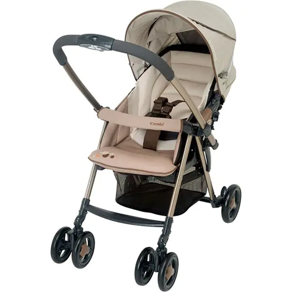Детская коляска Combi Urban Walker Classic — главный ракурс