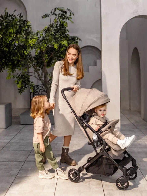 Детская прогулочная коляска Amarobaby Voyager — фото 5