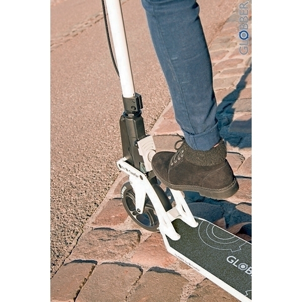 Двухколесный самокат Globber My Too One К180 by Kleefer, инновационный складной механизм фото 27