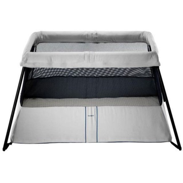 Фото Манеж-кровать BabyBjorn Travel Crib Light, реальные фотографии клиентов | Коляски-Кроватки.Ру