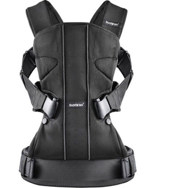 Многофункциональный рюкзак-кенгуру BabyBjorn One для ношения ребёнка на груди и на спине - Фото