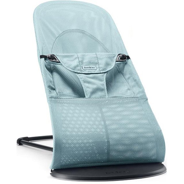 Фото Детское кресло-шезлонг BabyBjorn Balance Soft Air, реальные фотографии клиентов | Коляски-Кроватки.Ру