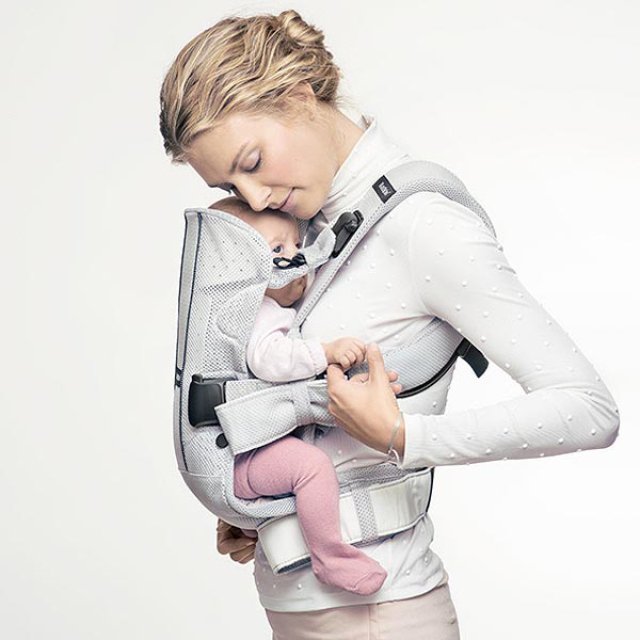 Многофункциональный рюкзак-кенгуру BabyBjorn One Air для ношения ребёнка на груди и на спине фото 6