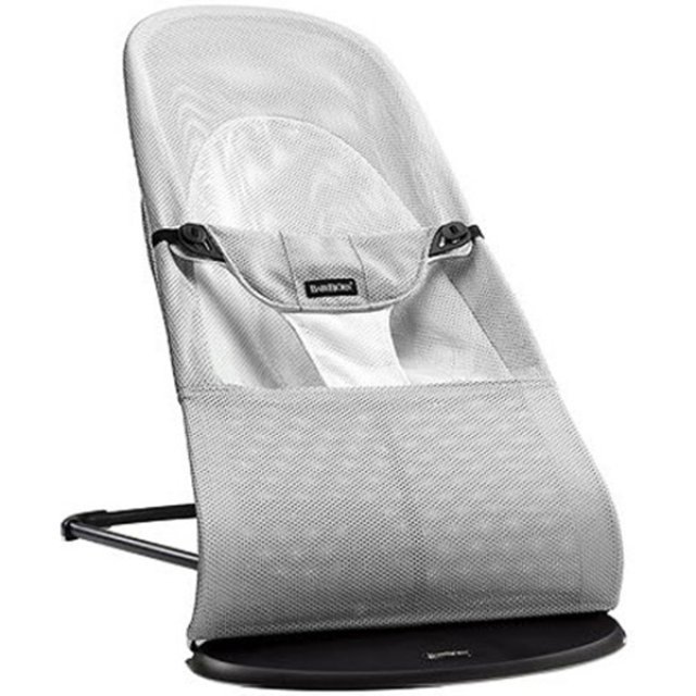 Фото Детское кресло-шезлонг BabyBjorn Balance Soft Air, реальные фотографии клиентов | Коляски-Кроватки.Ру