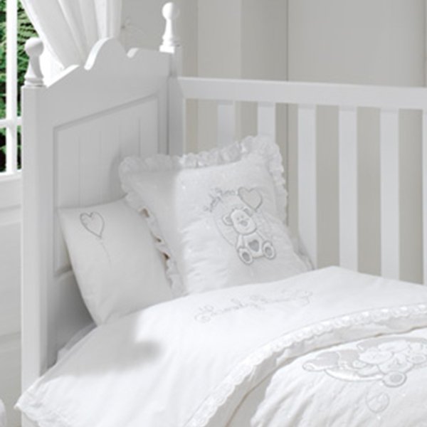 Детская подушечка Fiorellino Lovely Bear  40 х 40 см белый - Фото