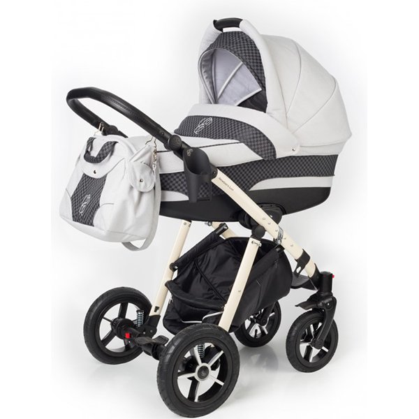 Фото Коляска для новорожденных Esspero Newborn Lux шасси White, реальные фотографии клиентов | Коляски-Кроватки.Ру