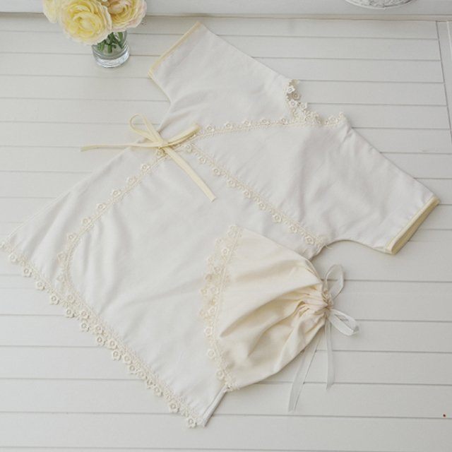 042 Крестильная рубашка с чепчиком Арго 0-6 мес. - Фото