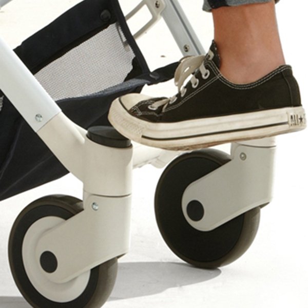 Детская прогулочная коляска Brevi Crystal фото 6