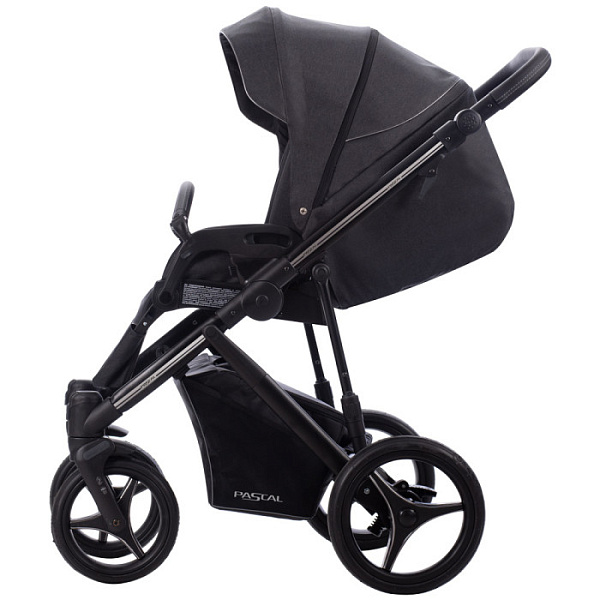 Детская коляска Bebetto Pascal 2 в 1 на черной раме фото 10