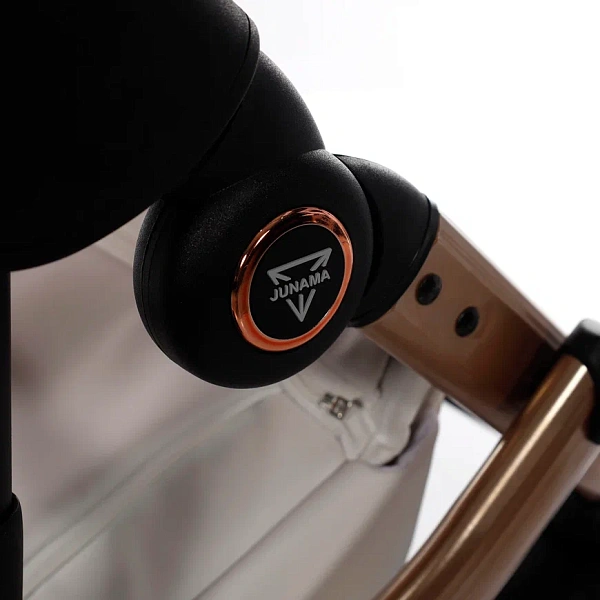 Детская коляска Junama Glow V2 3 в 1 на медной раме фото 8
