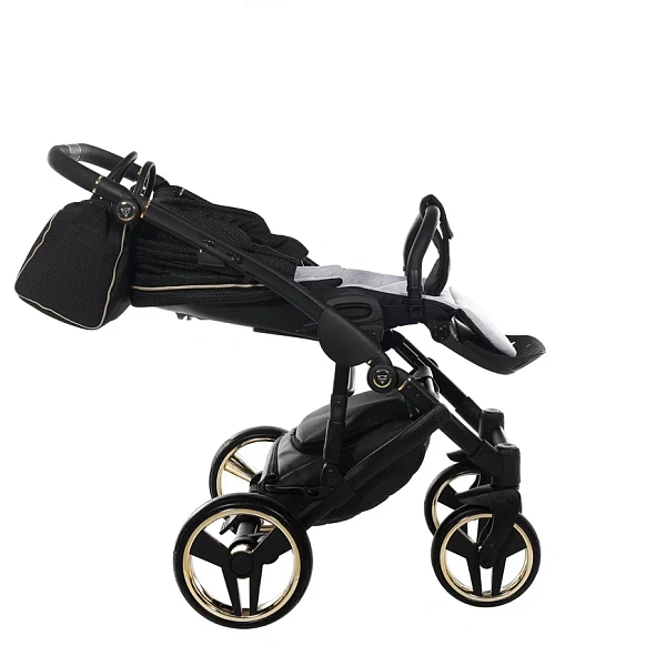 Детская коляска Junama Diamond Mirror Satin V2 2 в 1 на черной раме фото 16