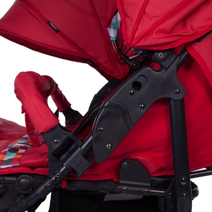 Детская прогулочная коляска для двойни Baby Care Cruze Duo — как выглядит в жизни
