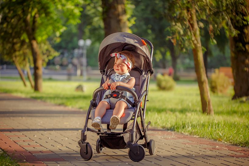 Детская прогулочная коляска XO KID Sitis — как выглядит в жизни