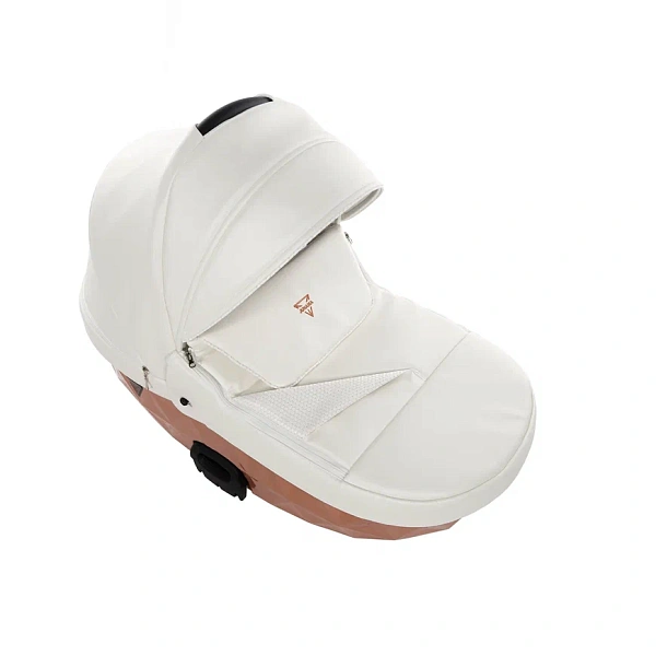 Детская коляска Junama Diamond Mirror Satin V2 3 в 1 на медной раме фото 13