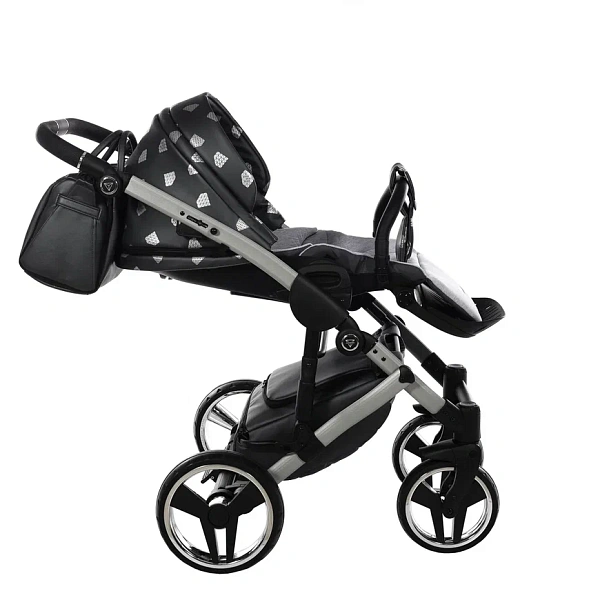 Детская коляска Junama Glow V2 3 в 1 на серебряной раме фото 16