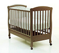 Детская кроватка Fiorellino Infant с ящиком (oreh
						
					) — Фото