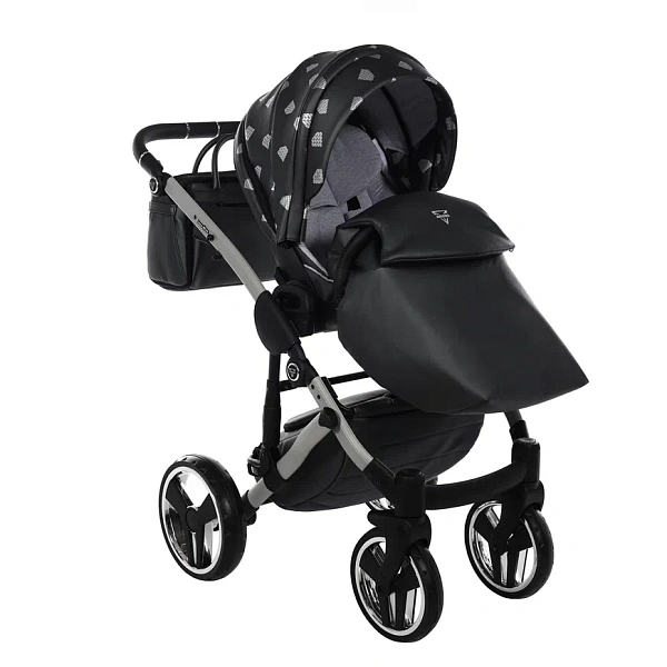 Детская коляска Junama Glow V2 3 в 1 на серебряной раме фото 19