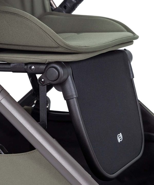 Детская прогулочная коляска Carrello Magia CRL-5555 — как выглядит в жизни