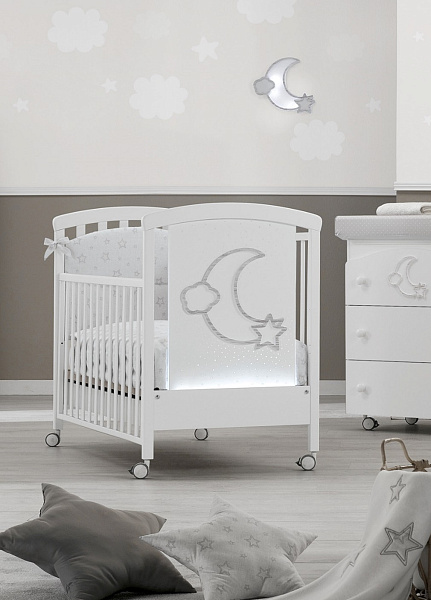 Детская кроватка Erbesi Moon LED фото 1