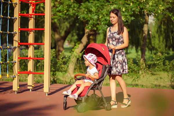 Детская прогулочная коляска XO KID Airo фото 1