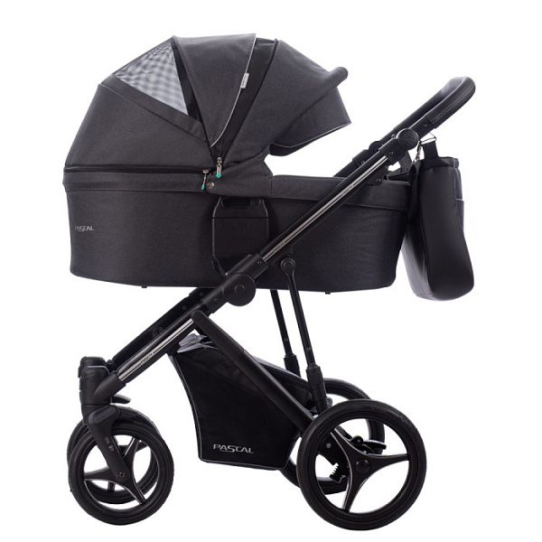 Детская коляска Bebetto Pascal 2 в 1 на черной раме фото 4