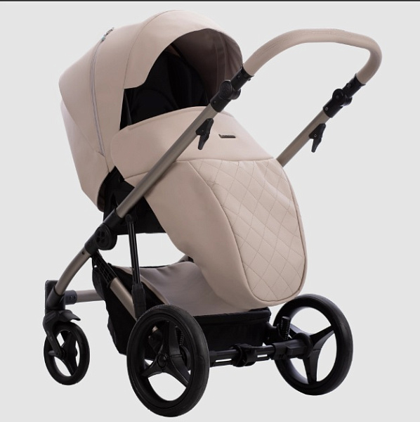 Детская коляска Bebetto Loren Sand 2 в 1 фото 1