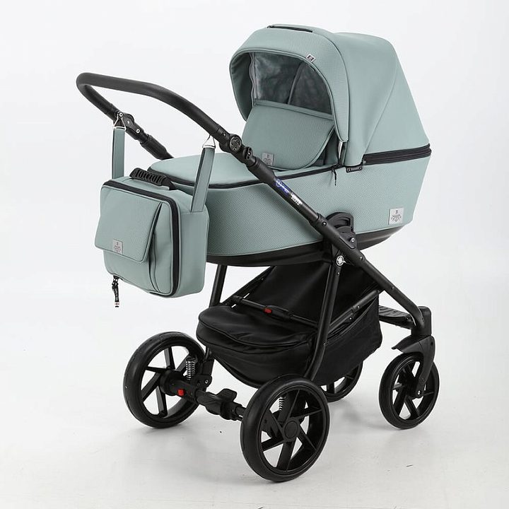 Детская коляска BeBe-Mobile Gusto Deluxe 3 в 1, экокожа — как выглядит в жизни