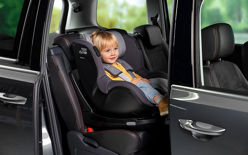 Детское автокресло Romer & Britax Dualfix iSense с базой Flex Base iSense — как выглядит в жизни