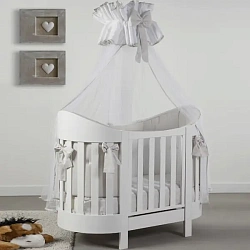 Детская кроватка Baby Italia Eva с матрасом и бельем в комплекте