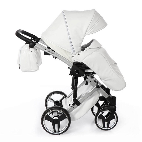 Детская коляска Junama Diamond Mirror Satin V2 2 в 1 на серебряной раме фото 5