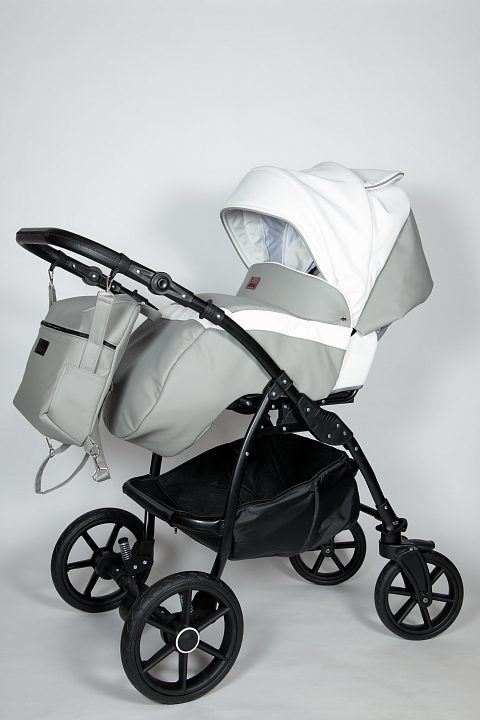 Детская коляска Jaxee Rosa 3 в 1, 100% экокожа — как выглядит в жизни