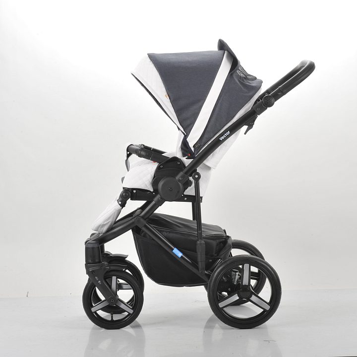 Детская коляска Mr Sandman Vector Premium 3 в 1, ткань+экокожа — как выглядит в жизни