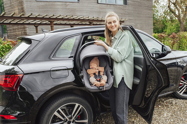 Детское автокресло Britax Roemer Baby-Safe Core фото 7
