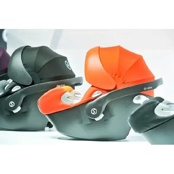 Детское автокресло Cybex Aton Q Plus фото 4