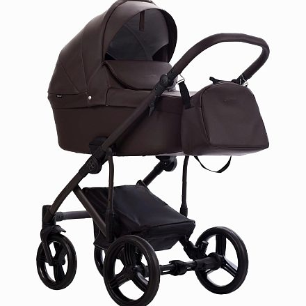 Детская коляска Bebetto Magnum Light Pro 2 в 1 на коричневой раме