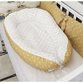 Гнёздышко для малыша  ByTwinz  "Babynest" (Горчичный горох) — Фото