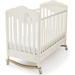 Детская кроватка Italbaby Gold с декором Love