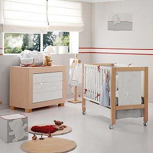 Комплект Micuna Neus Lux №4: кроватка 120 х 60 см + тумба