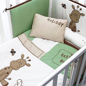 Комплект постельного белья для кроватки Bambolina Holiday