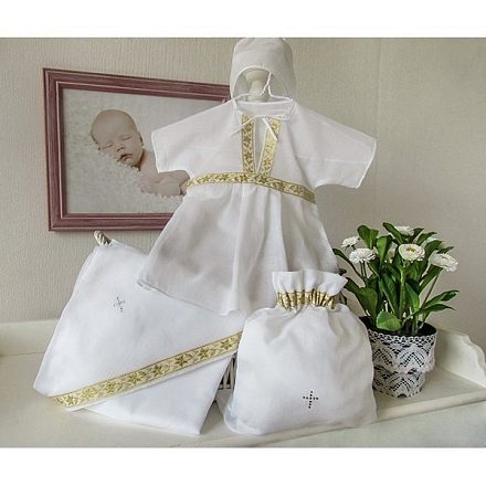 Крестильный набор для девочки Makkaroni Kids Классика 0-3 мес., 4 предмета