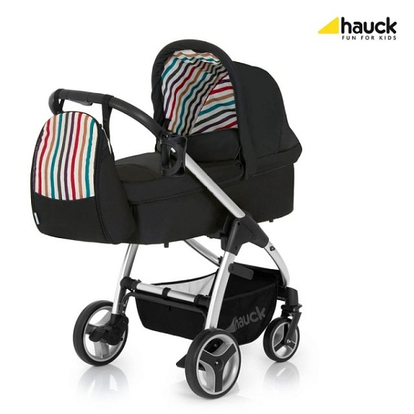 Hauck lacrosse all top in one travel system